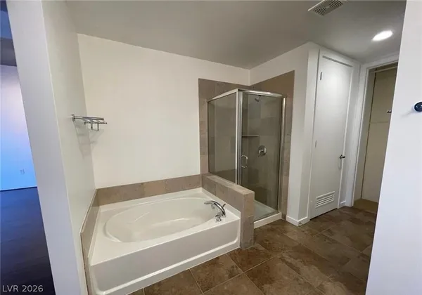 $1,900 | 353 East Bonneville Avenue, Unit 275, Las Vegas, NV 89101