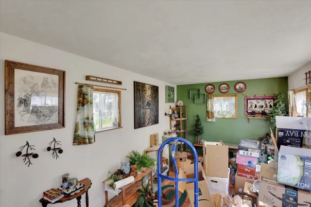 $415,500 | 127 West Montgomery Road, Deer Park, WA 99006