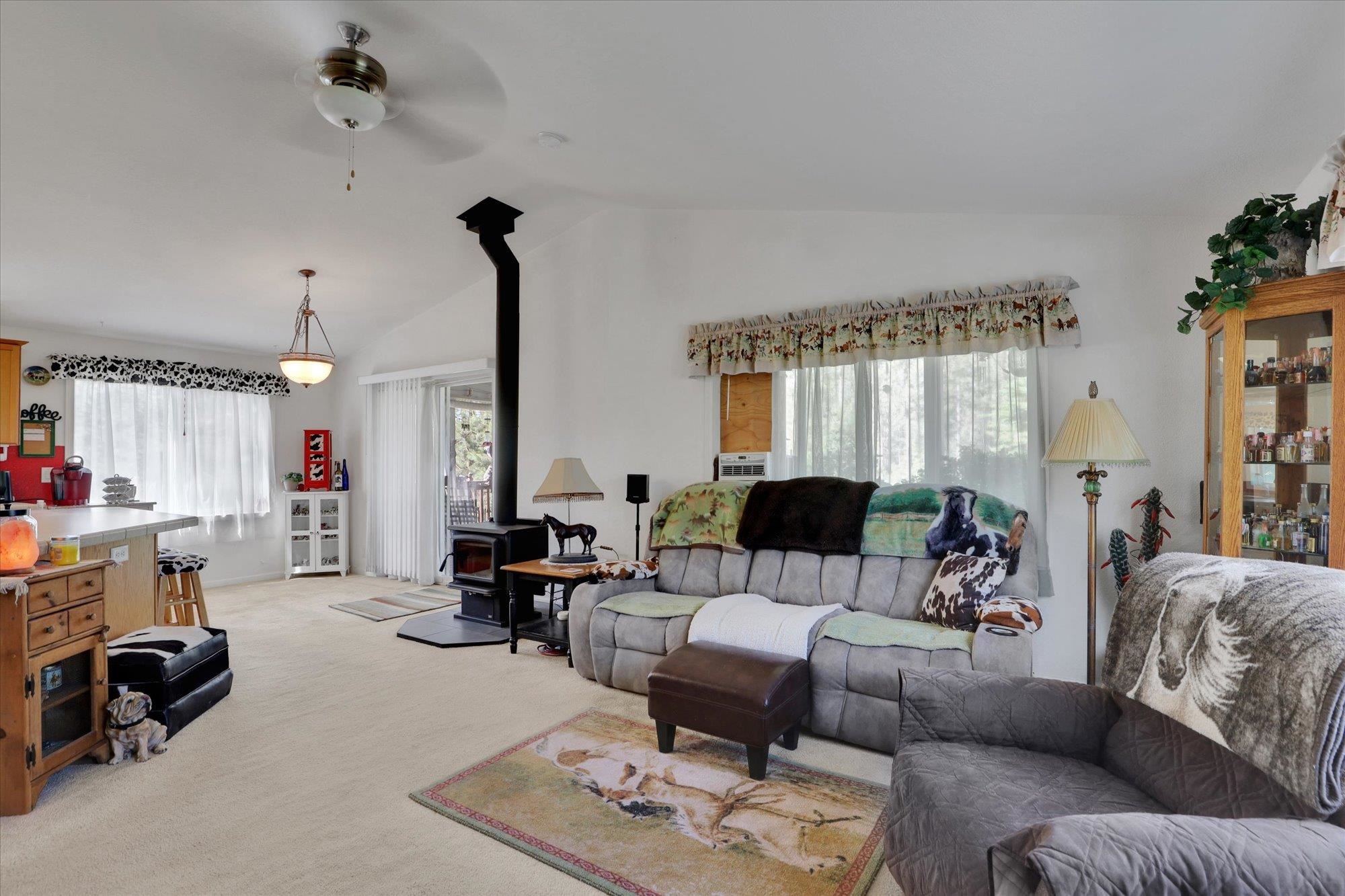 127 West Montgomery Road Deer Park, WA 99006 - Photo 4 of 49