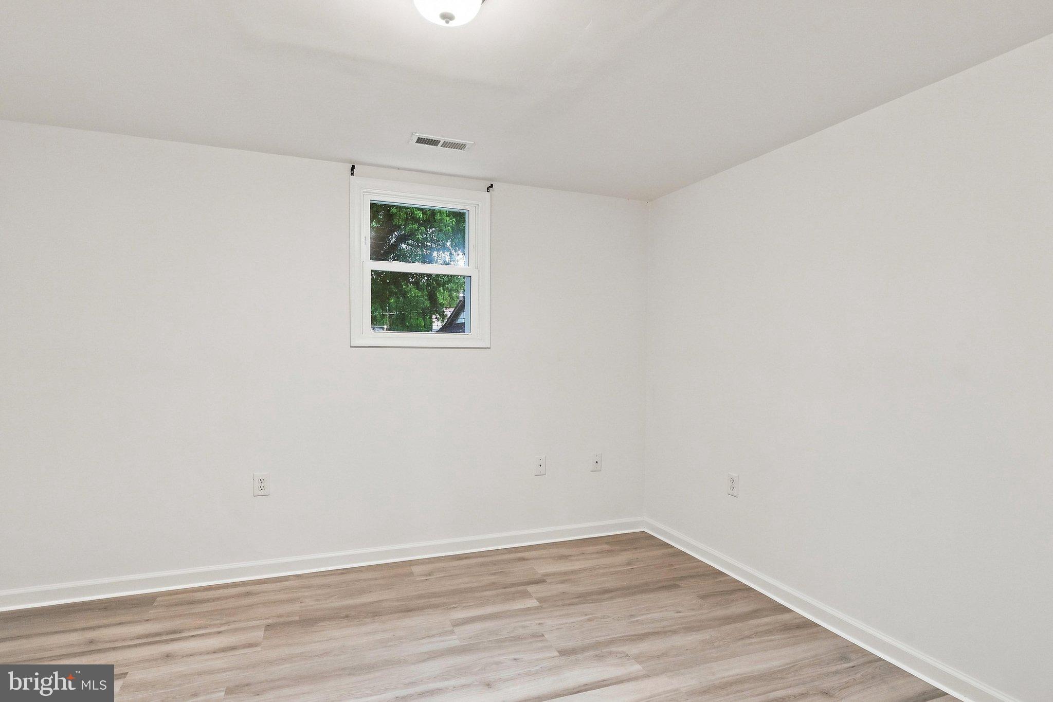 266 Thomson Street Summit Point, WV 25446 - Photo 23 of 51 Gallery Image 23
