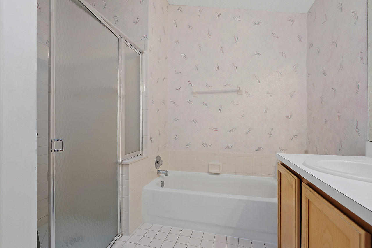 329 Hammocks Trail Greenacres, FL 33413 - Photo 17 of 28 MBR/TUB & SHOWER
