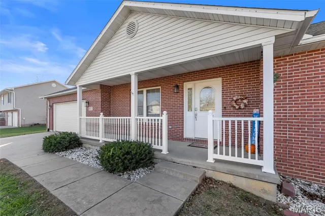 $319,900 | 977 Aspen Drive, Jackson, MO 63755