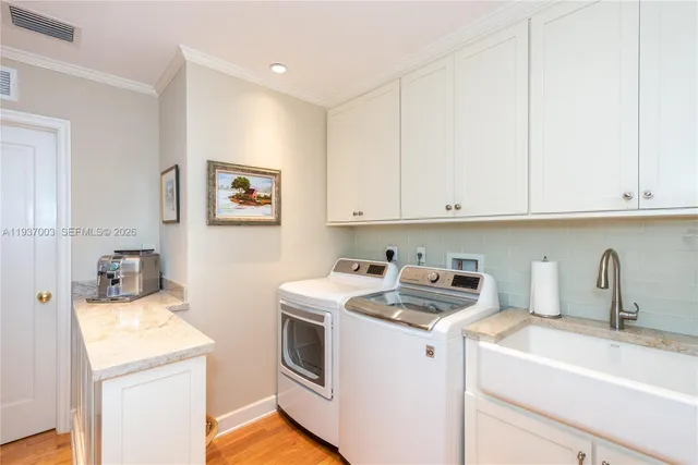 $5,950,000 | 1036 South Greenway Drive, Coral Gables, FL 33134