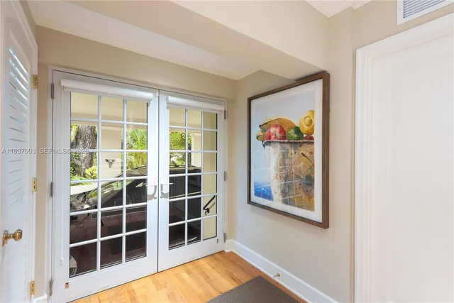 $5,950,000 | 1036 South Greenway Drive, Coral Gables, FL 33134