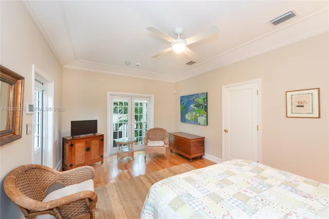 $5,950,000 | 1036 South Greenway Drive, Coral Gables, FL 33134