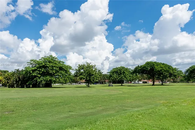 $5,950,000 | 1036 South Greenway Drive, Coral Gables, FL 33134