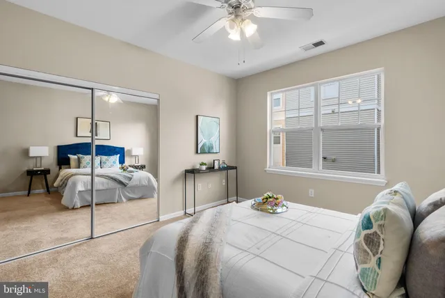 $210,000 | 19621 Galway Bay Circle, Unit 302, Germantown, MD 20874