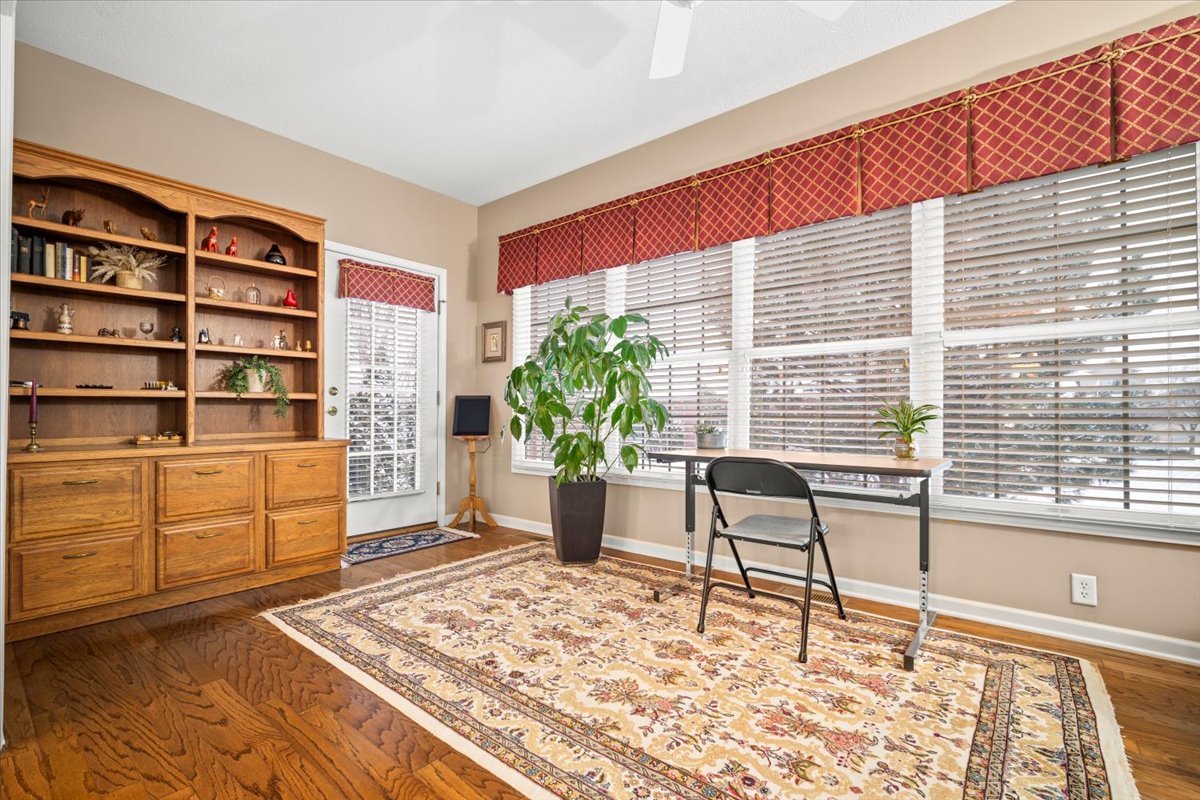 405 Spring Ridge Road Bloomington, IL 61704 - Photo 10 of 22 Gallery Image 10