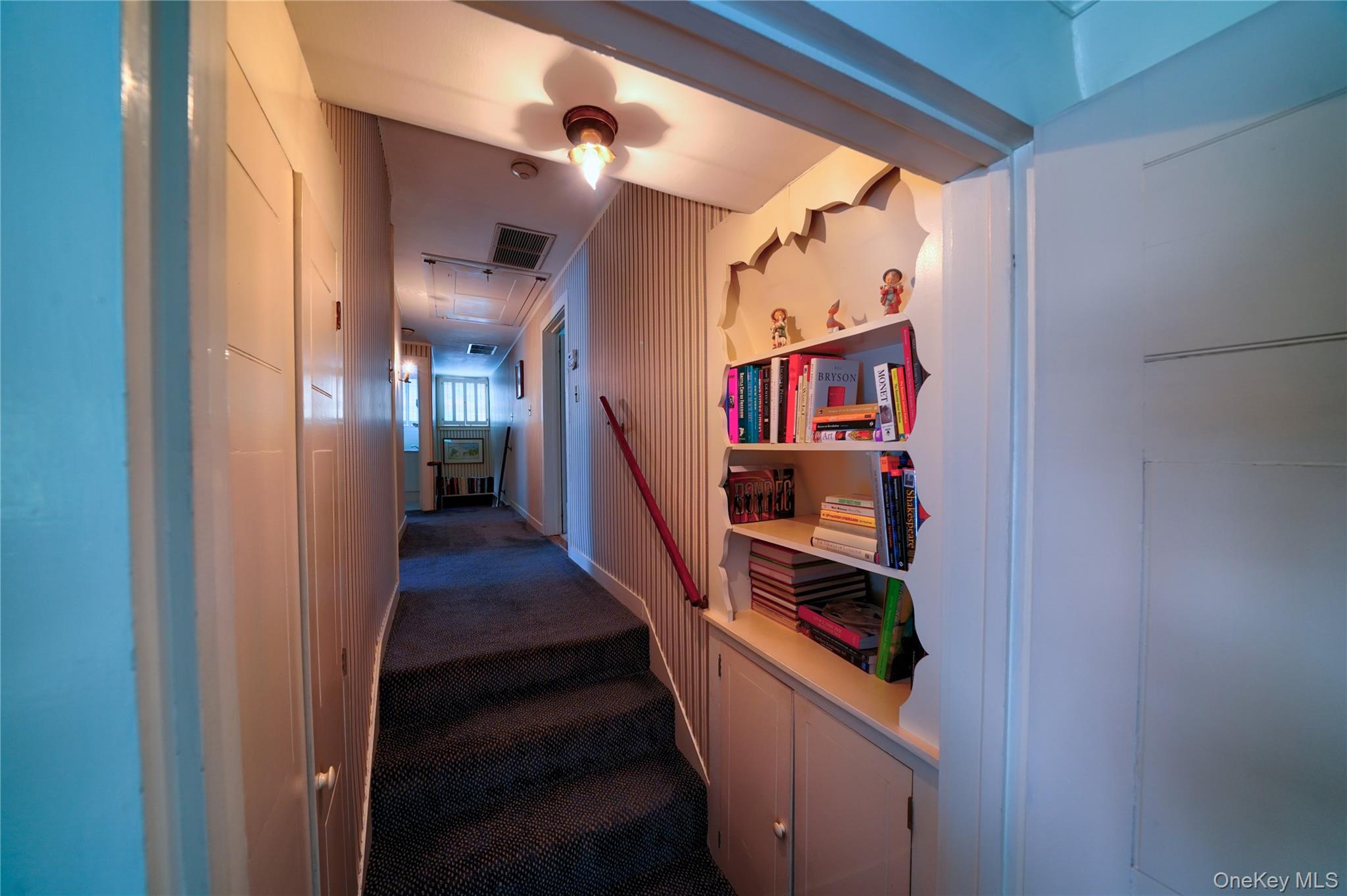 255 Manor Road Queens, NY 11363 - Photo 20 of 34