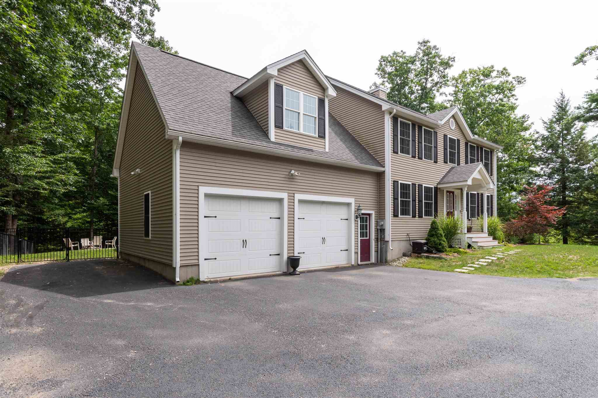 25 Westgate Road Mont Vernon, NH 03057 - Photo 2 of 38