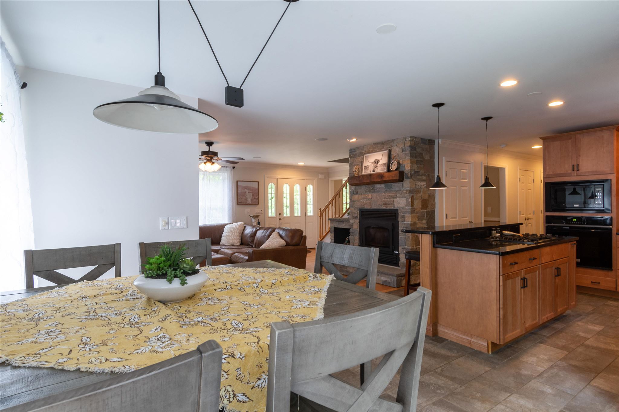 25 Westgate Road Mont Vernon, NH 03057 - Photo 11 of 38