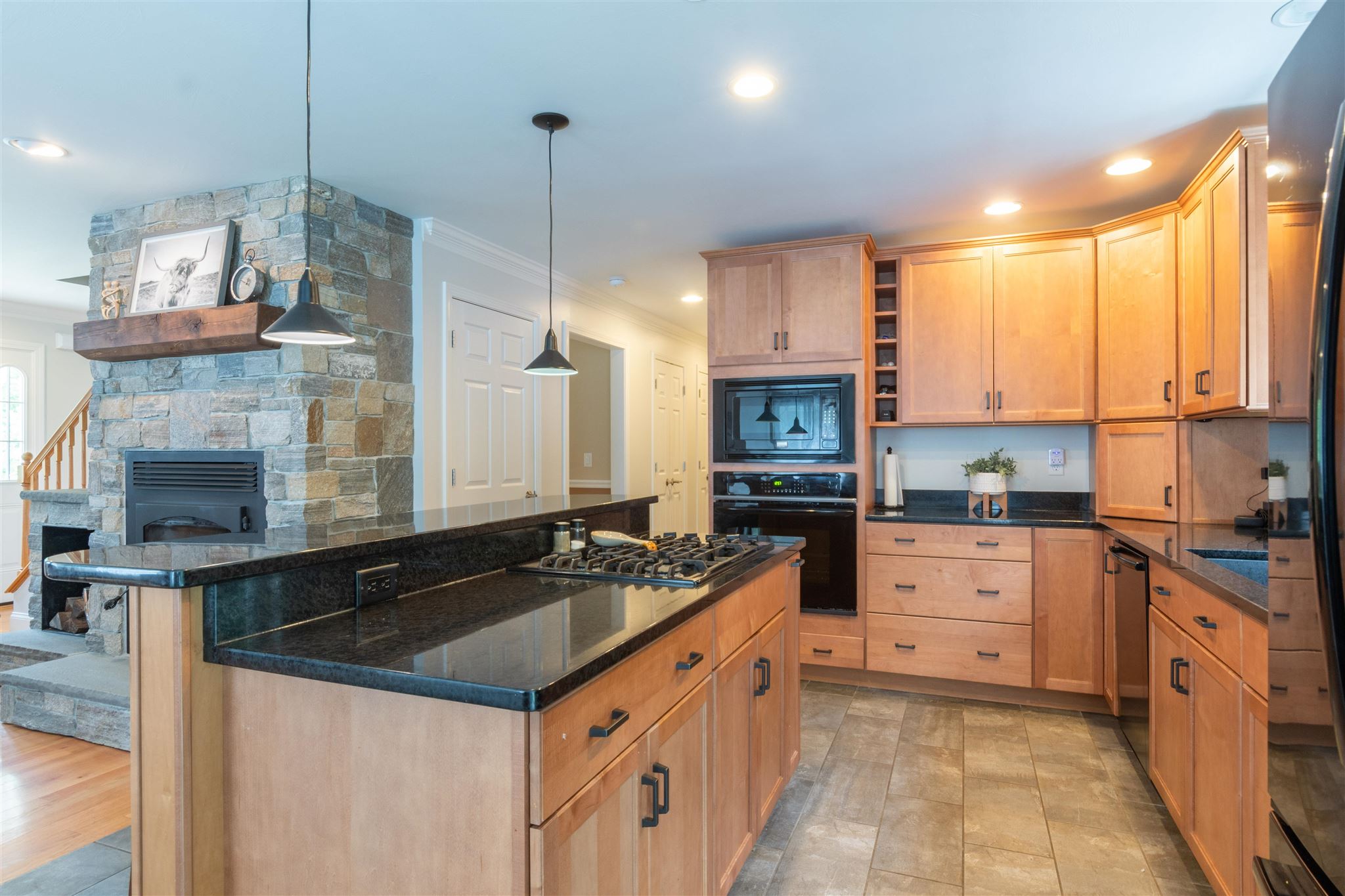 25 Westgate Road Mont Vernon, NH 03057 - Photo 10 of 38