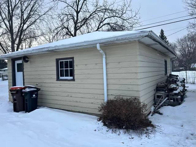 $350,000 | 515 County Rd B East, Maplewood, MN 55117