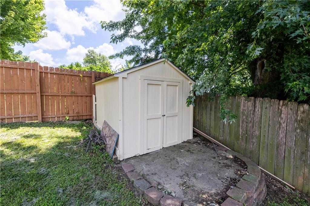 2209 North Leonard Road St. Joseph, MO 64506 - Photo 45 of 48
