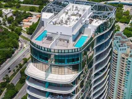 $31,000,000 | 175 Southeast 25th Road, Unit UPH01, Miami, FL 33129
