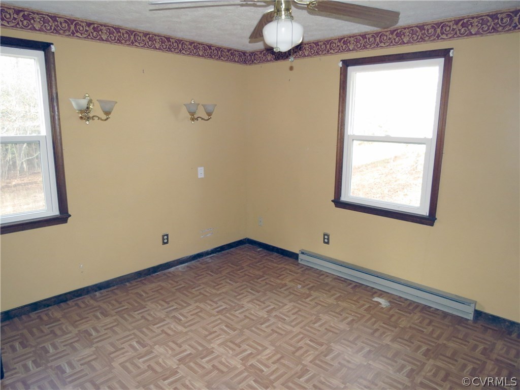 9816 Old Church Road New Kent, VA 23124 - Photo 10 of 17 BEDROOM 2 WITH FULL BATH