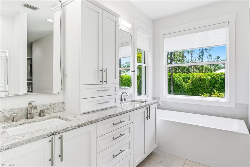 4641 1st Avenue Southwest Naples, FL 34119 - Photo 19 of 49