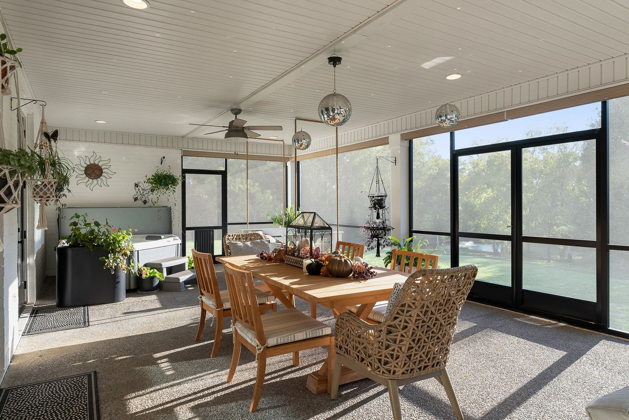1780 Berea Church Road Lebanon, TN 37087 - Photo 19 of 62 a dining room with furniture window and wooden floor