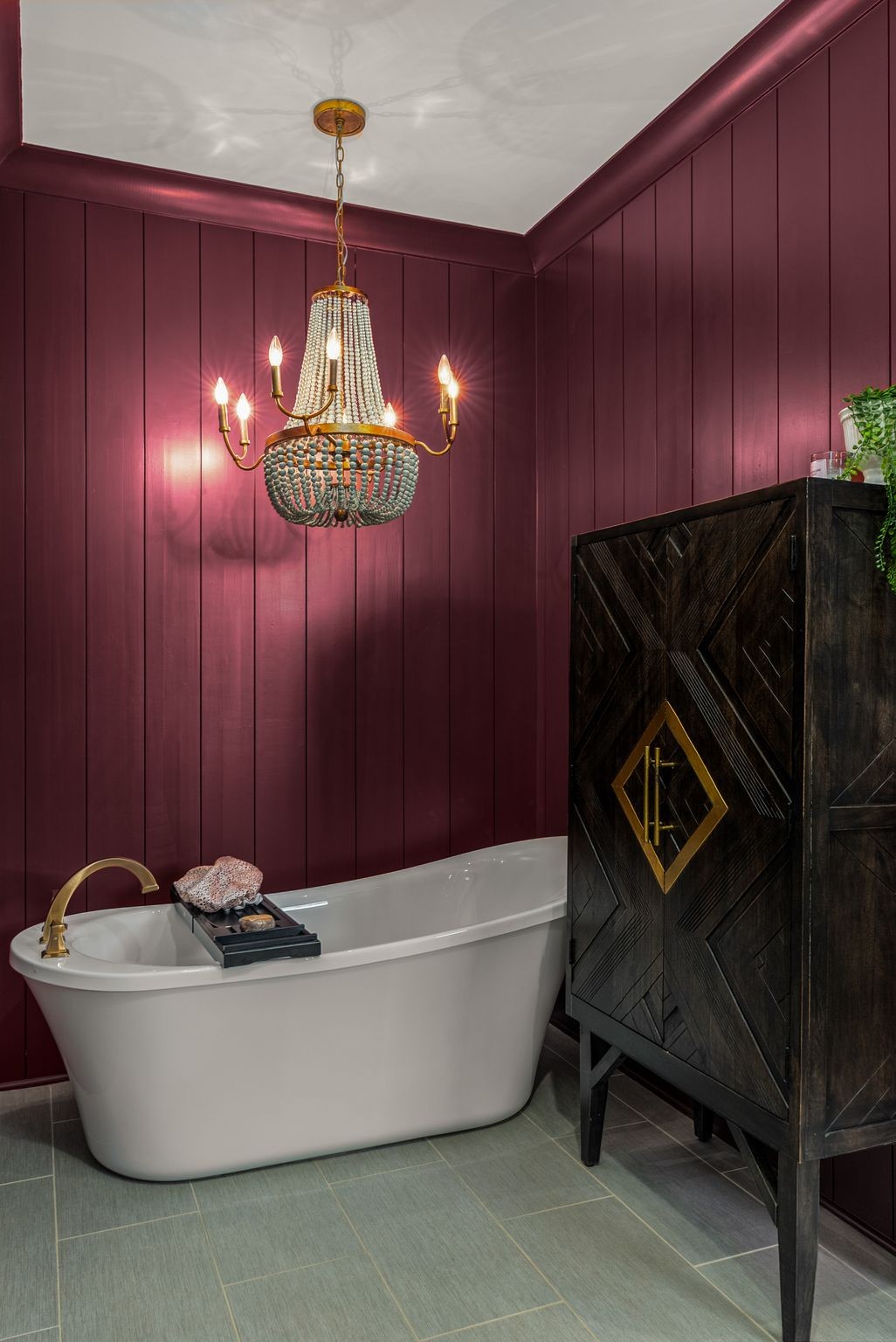 1780 Berea Church Road Lebanon, TN 37087 - Photo 28 of 62 a white tub sitting next to a chandelier