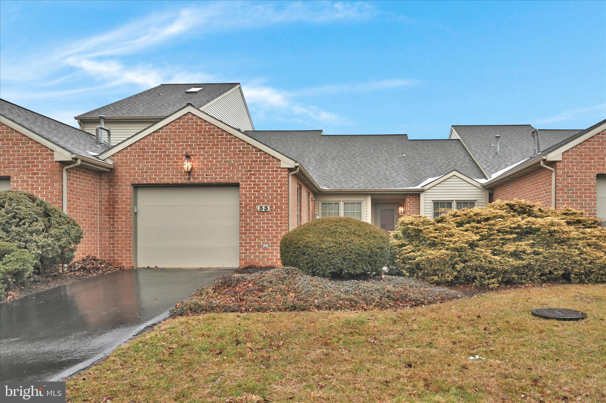 33 Leearden Road Hershey, PA 17033 - Photo 1 of 27 Front