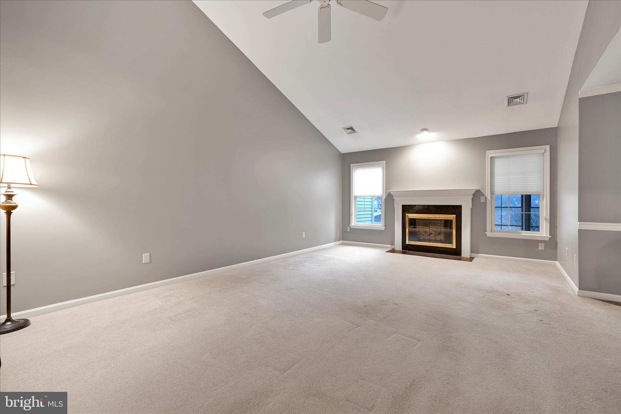 33 Leearden Road Hershey, PA 17033 - Photo 7 of 27 Living Room