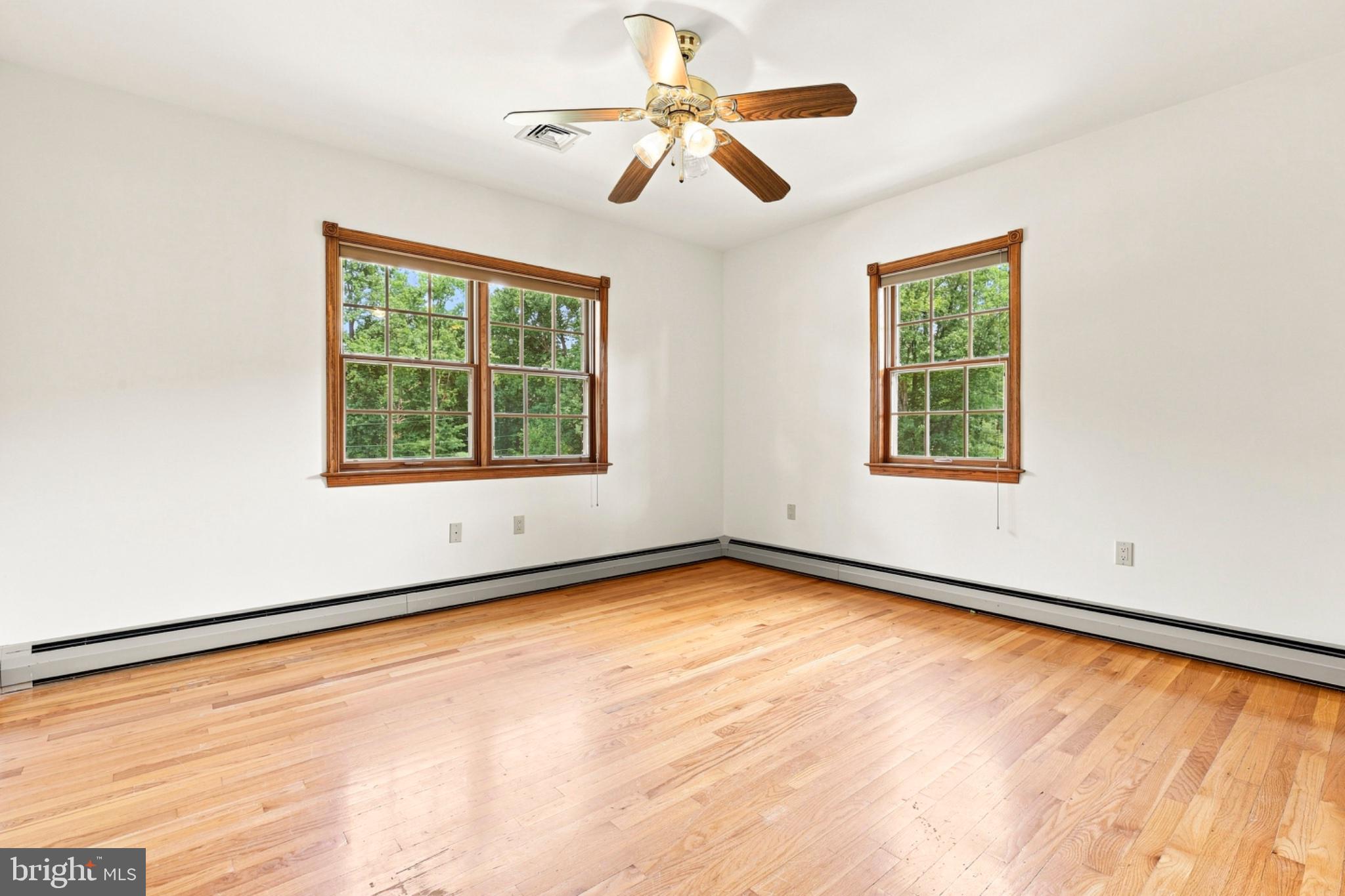 318 Duxbury Road Silver Spring, MD 20905 - Photo 25 of 58 Bedroom 2