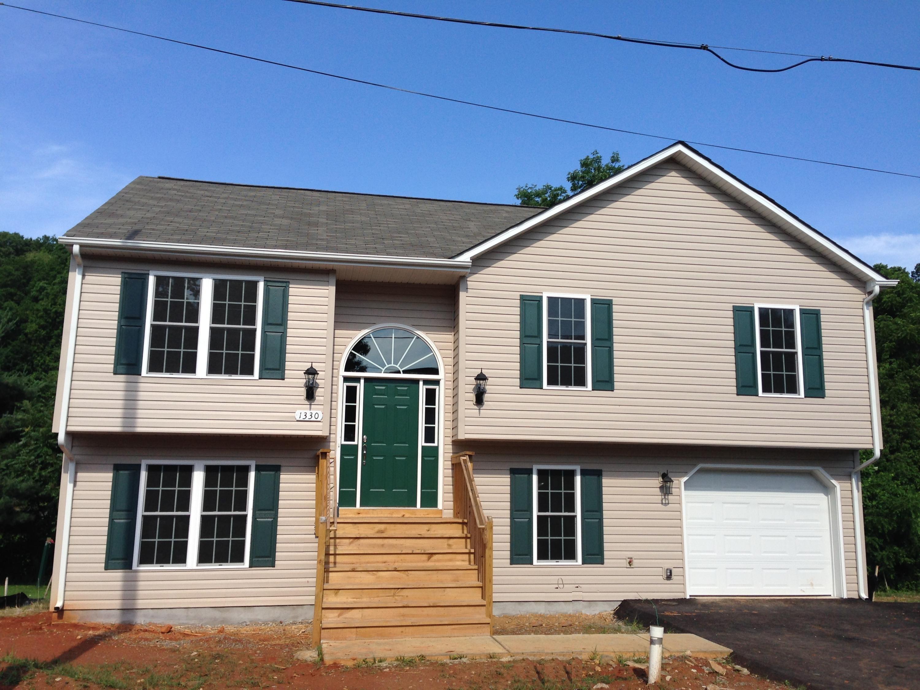 1330 Pleasant Road Southeast Roanoke, VA 24014 - Photo 1 of 2 1330 Pleasant Road 6.15