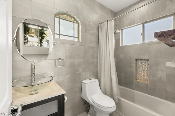 $3,600 | 120 Emerald Dunes Circle, Henderson, NV 89052