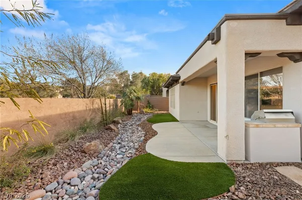 $3,600 | 120 Emerald Dunes Circle, Henderson, NV 89052