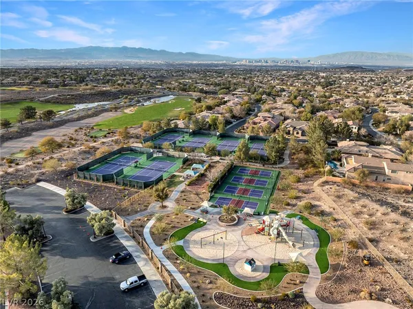 $3,600 | 120 Emerald Dunes Circle, Henderson, NV 89052