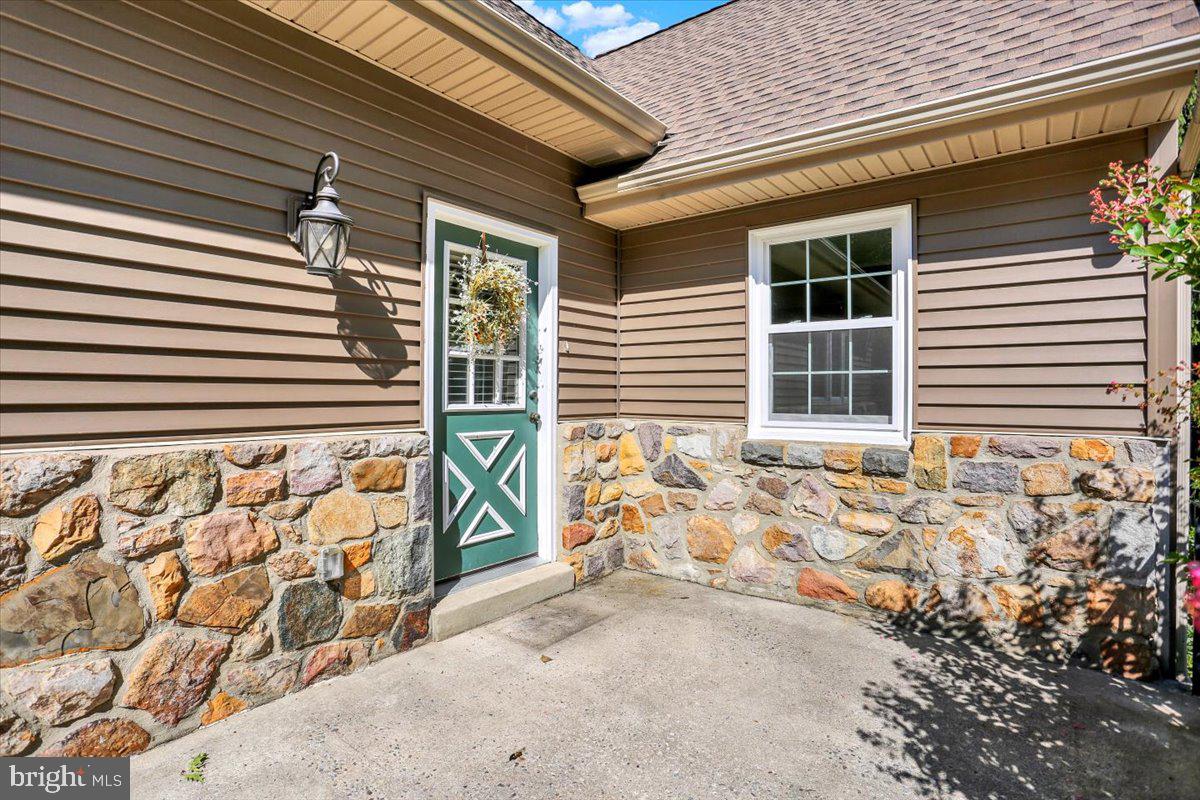 200 Haag Road Reading, PA 19606 - Photo 11 of 80 Front entrance