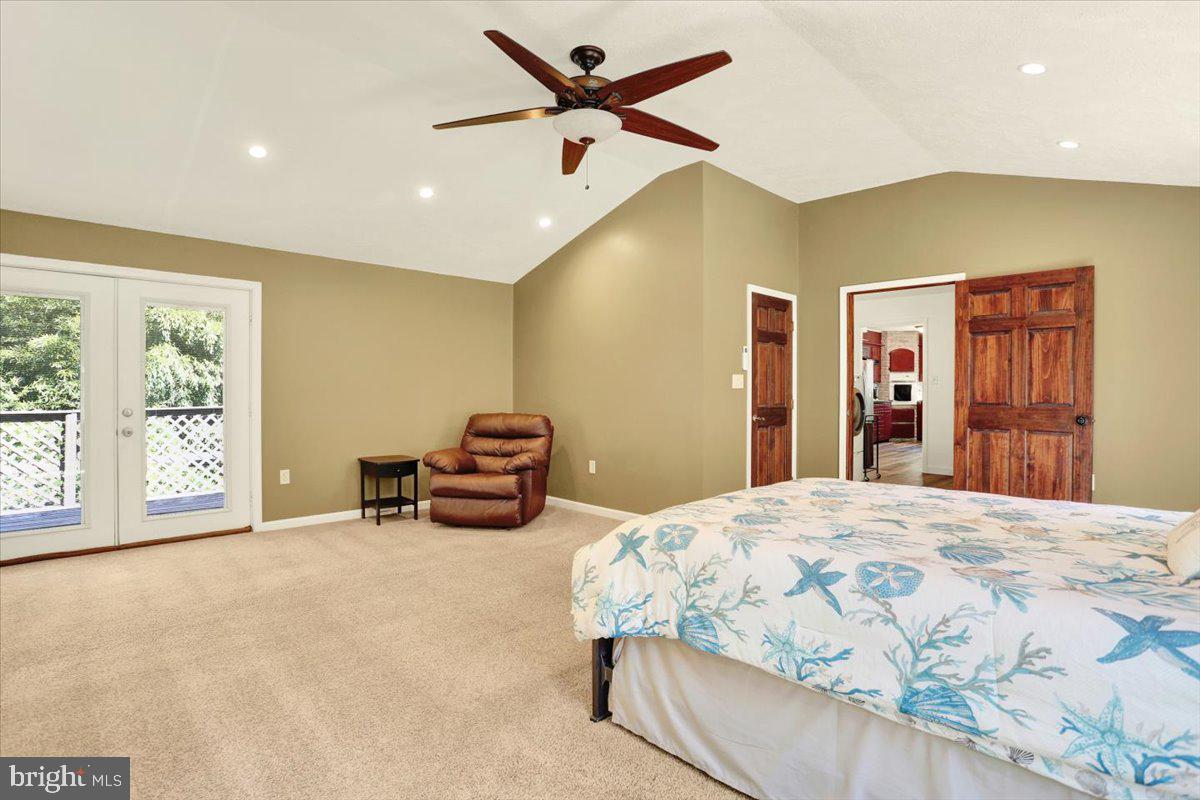 200 Haag Road Reading, PA 19606 - Photo 28 of 80 Deck to outside