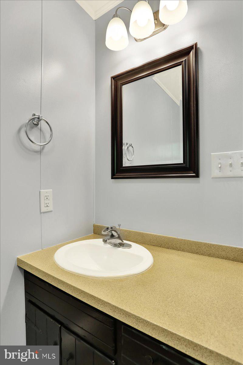 200 Haag Road Reading, PA 19606 - Photo 38 of 80 full bath upstairs