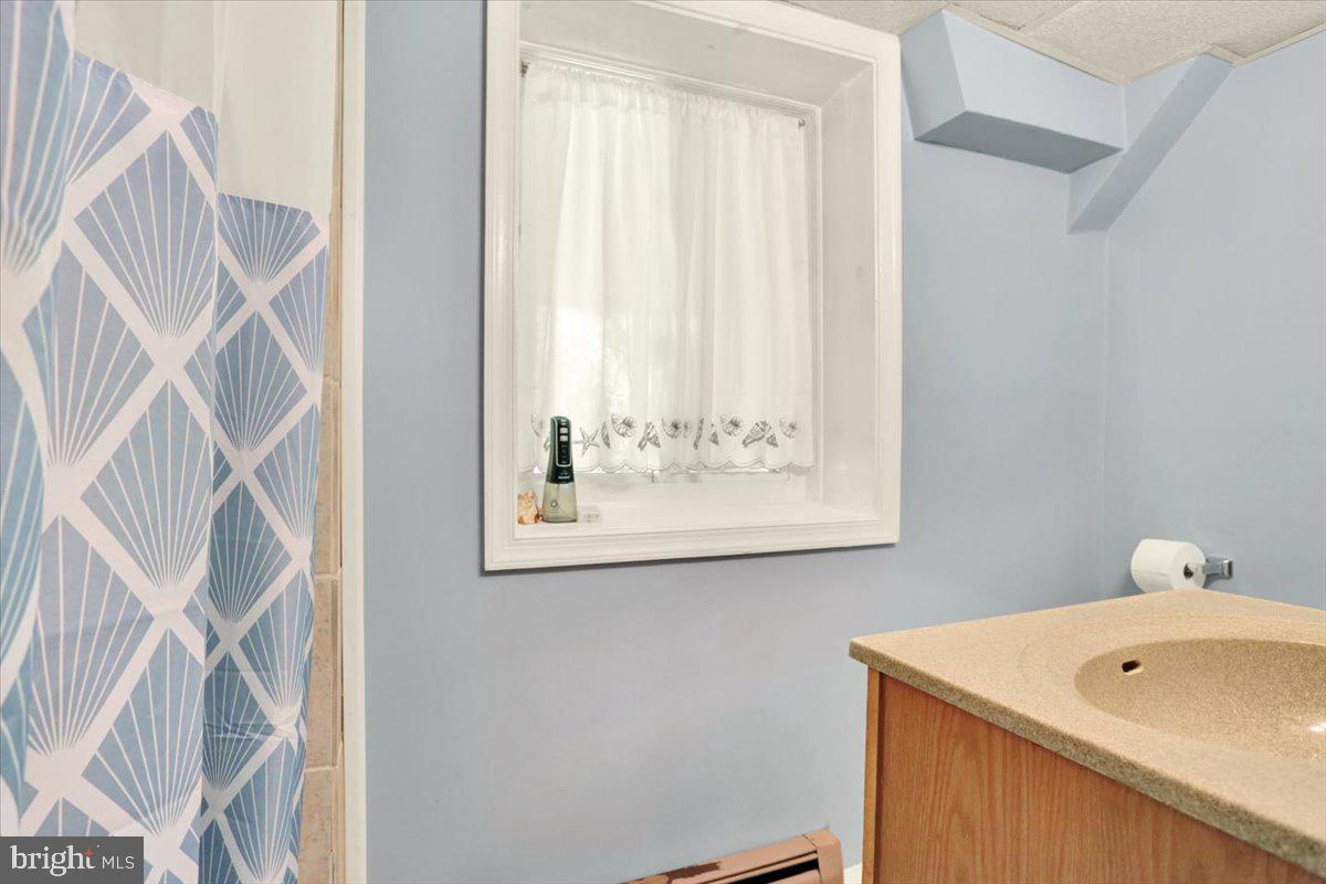 200 Haag Road Reading, PA 19606 - Photo 46 of 80 In-law suite full bath