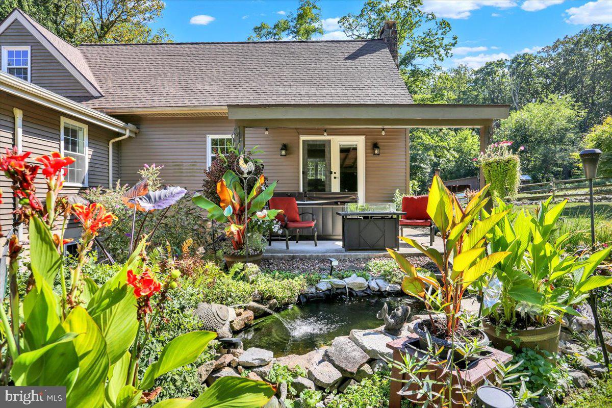 200 Haag Road Reading, PA 19606 - Photo 51 of 80 covered patio/hot tub