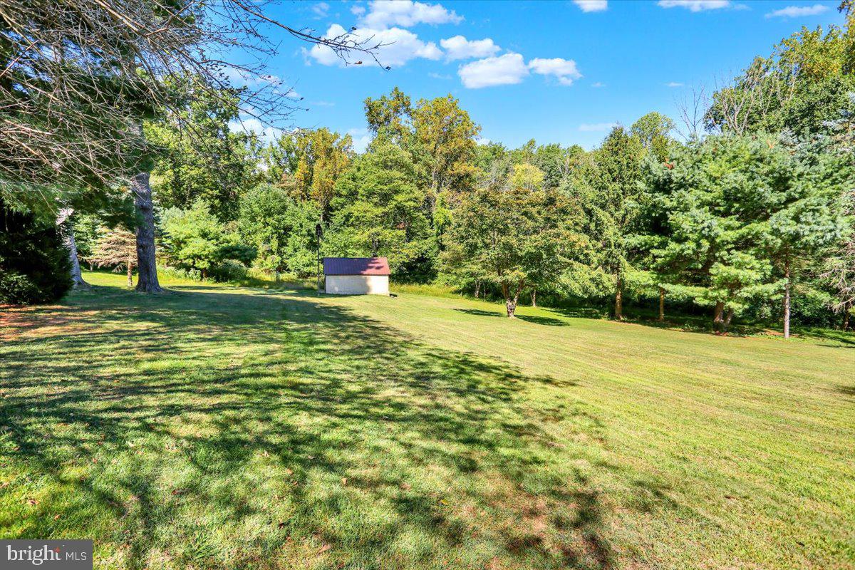 200 Haag Road Reading, PA 19606 - Photo 63 of 80 chicken coop