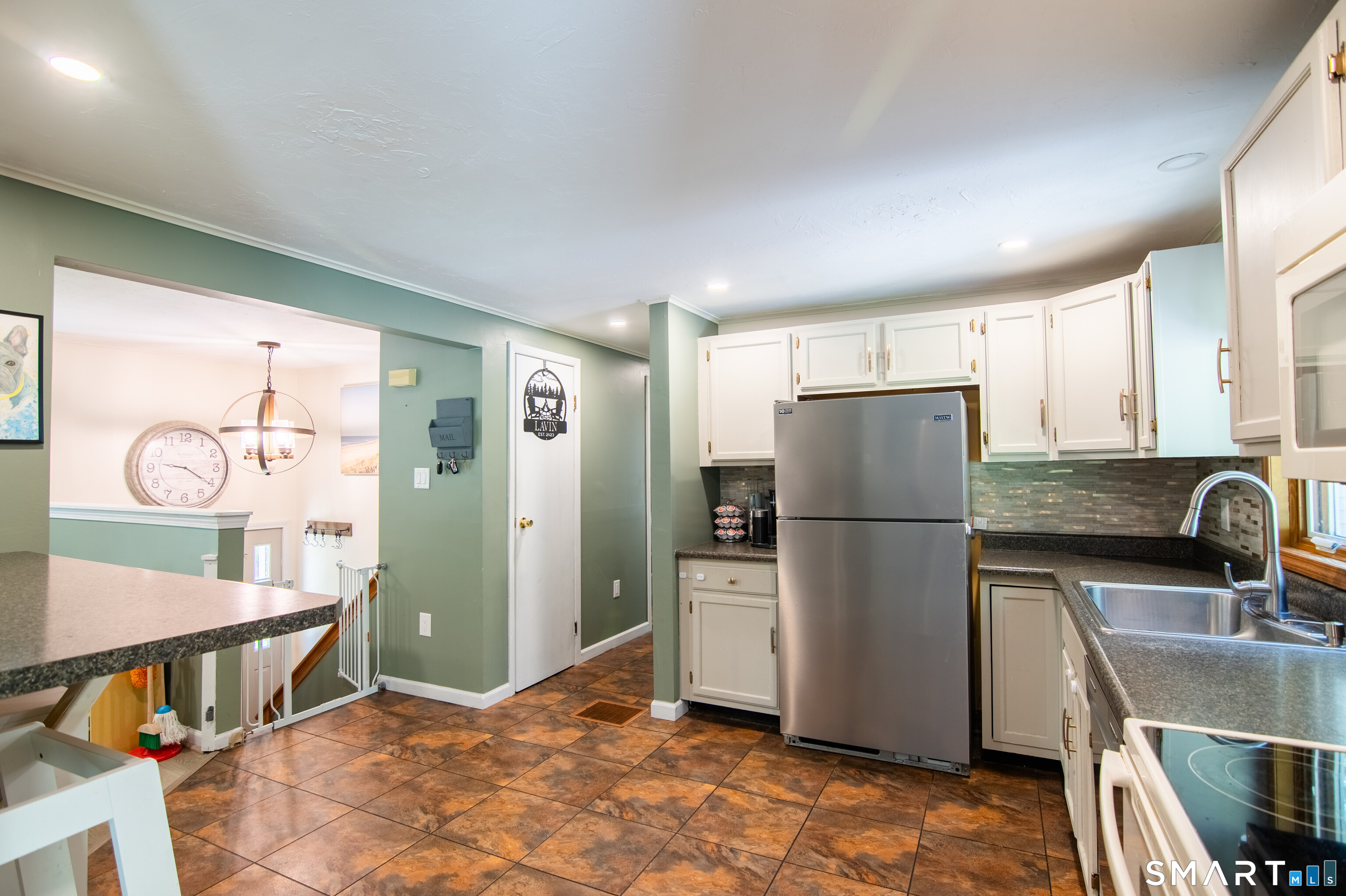 109 Munyan Road Putnam, CT 06260 - Photo 16 of 38