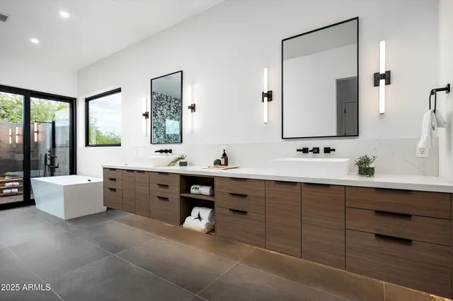 $2,795,000 | 1831 East Palmaire Avenue, Phoenix, AZ 85020