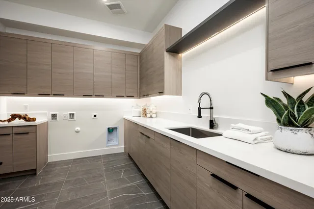 $2,795,000 | 1831 East Palmaire Avenue, Phoenix, AZ 85020