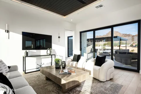 $2,795,000 | 1831 East Palmaire Avenue, Phoenix, AZ 85020