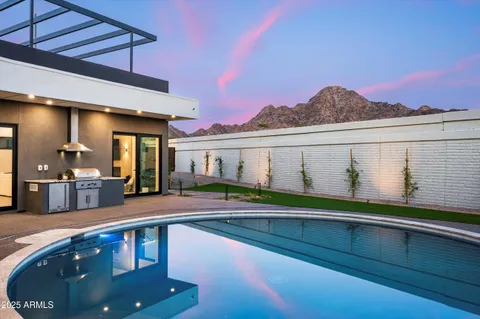 $2,795,000 | 1831 East Palmaire Avenue, Phoenix, AZ 85020