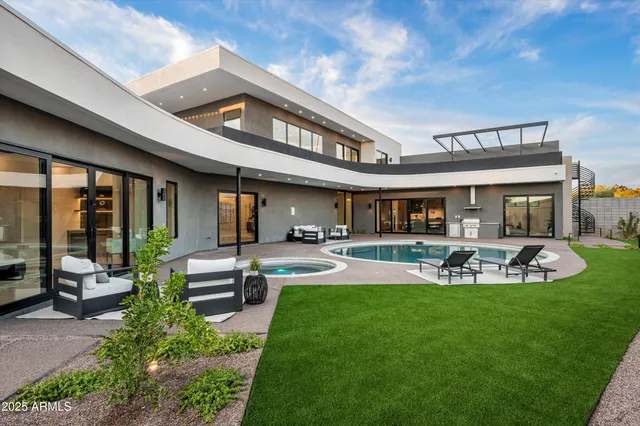 $2,795,000 | 1831 East Palmaire Avenue, Phoenix, AZ 85020