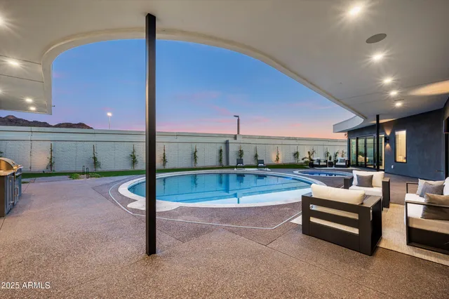 $2,795,000 | 1831 East Palmaire Avenue, Phoenix, AZ 85020