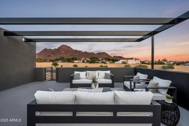 $2,795,000 | 1831 East Palmaire Avenue, Phoenix, AZ 85020