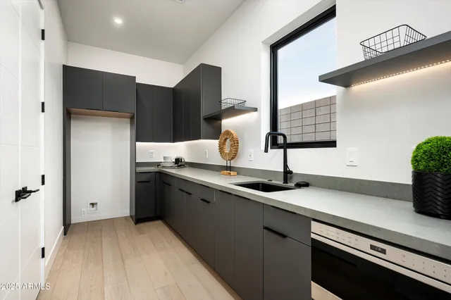 $2,795,000 | 1831 East Palmaire Avenue, Phoenix, AZ 85020