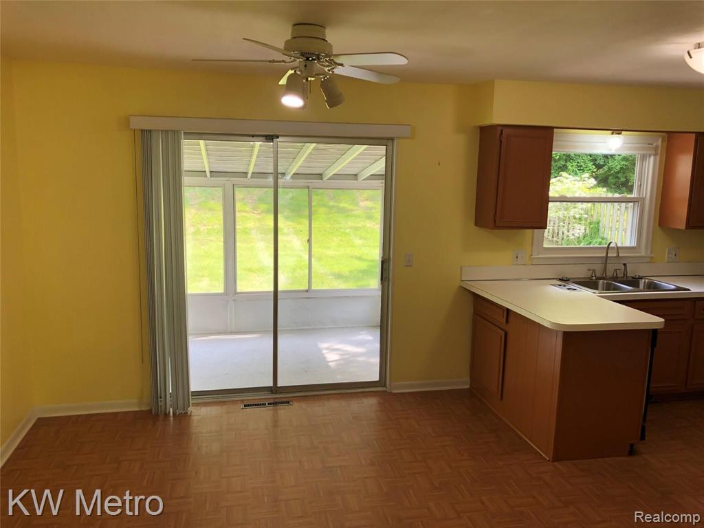 478 Brookside Road Ypsilanti, MI 48197 - Photo 4 of 23