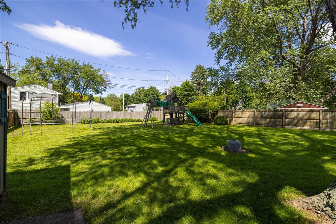 2108 Spencerport Road Gates, NY 14606 - Photo 29 of 35