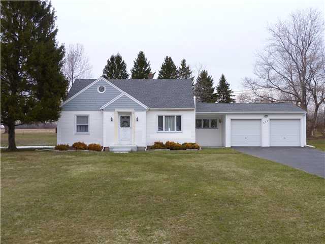 352 Peck Road Parma, NY 14468 - Photo 1 of 1 Exterior Front