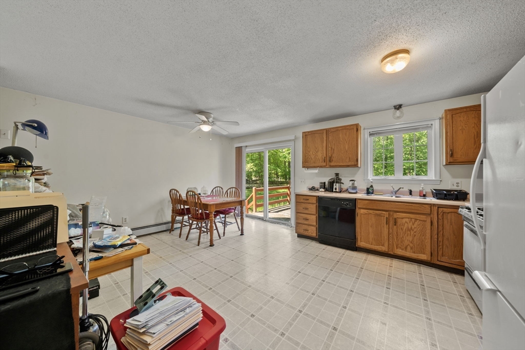 577-579 Old Greenwich Plain Road Hardwick, MA 01082 - Photo 13 of 28