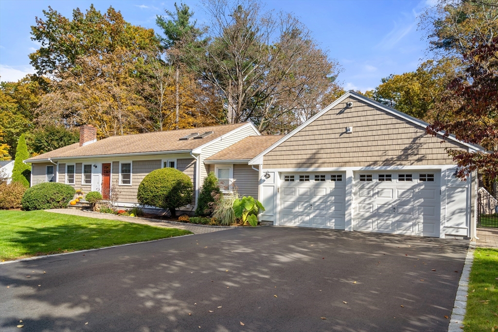 56 Landham Road Sudbury, MA 01776 - Photo 2 of 39 Gallery Image 2